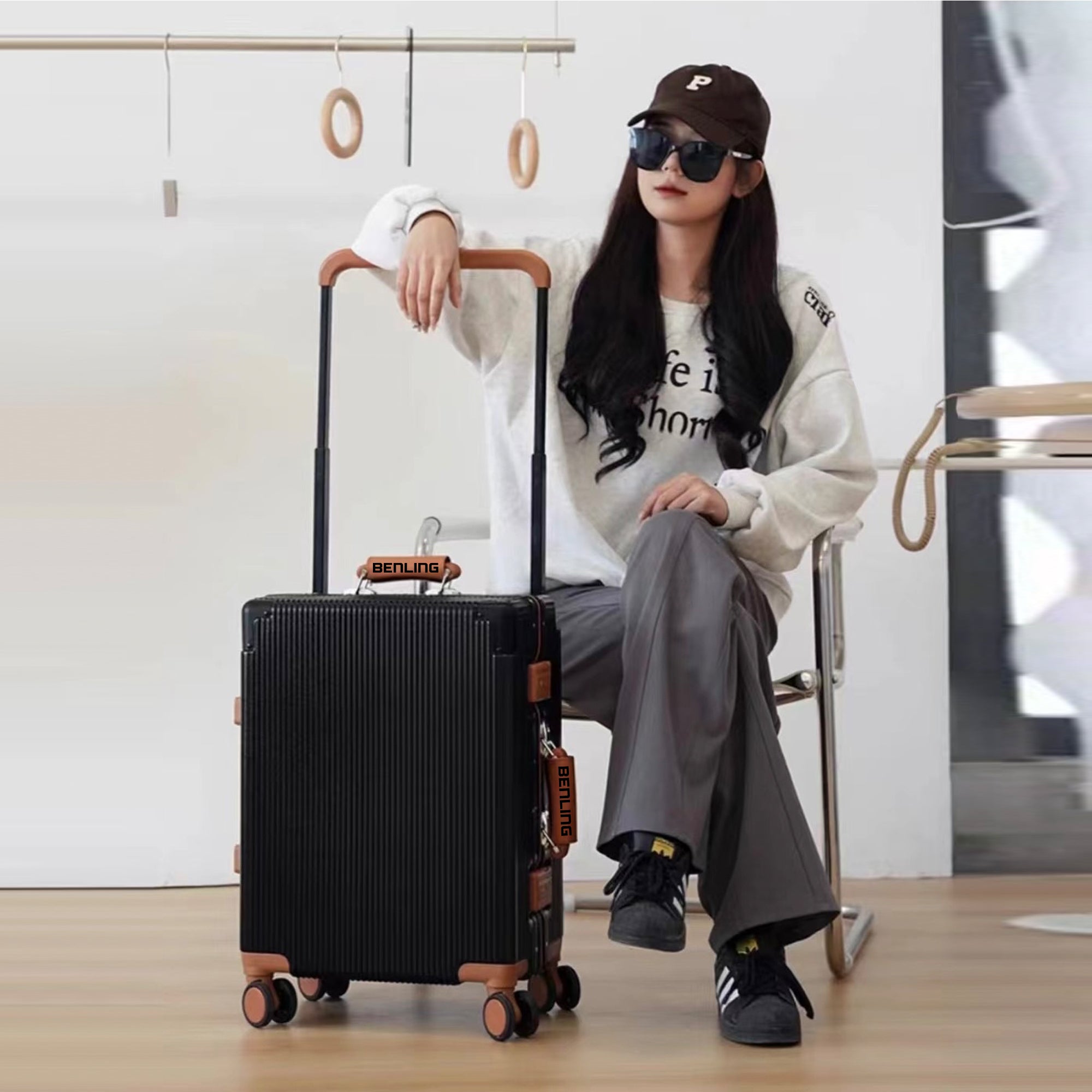 Benling Voyager Series Set of 2 Trolley Bags - 20 & 25 Inch Luggage with Vintage Design & TSA Lock